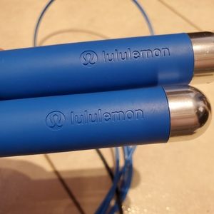 [EUC] Lululemon Adjustable Jump Rope (Color: Poolside)